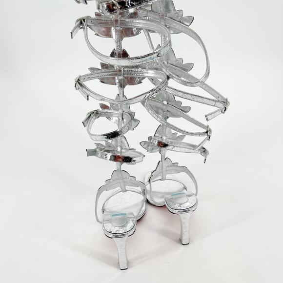 Christian Louboutin Marvel Sea Warrior Silver Gladiator Metallic Sandals EU 38.5 - Picture 6 of 12